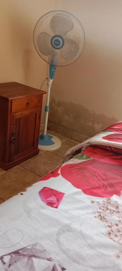 Agung Pring Homestay Batununggul Eksteriør billede